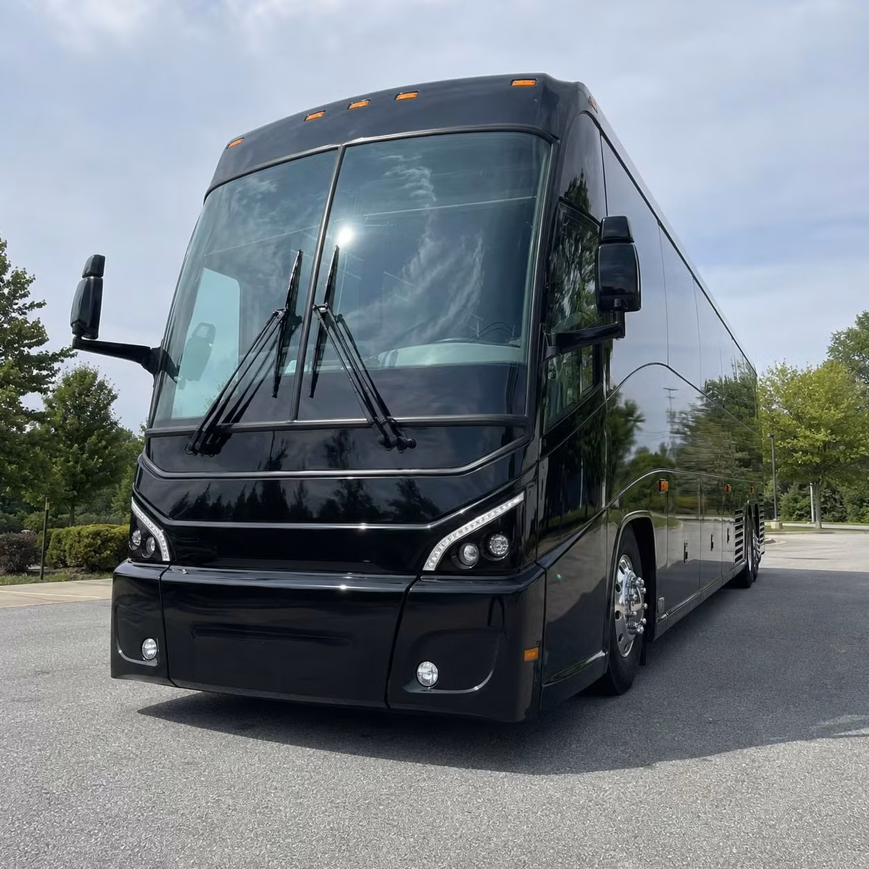 airport shuttle bus rentals from visalia to lax sfo fresno yosemite