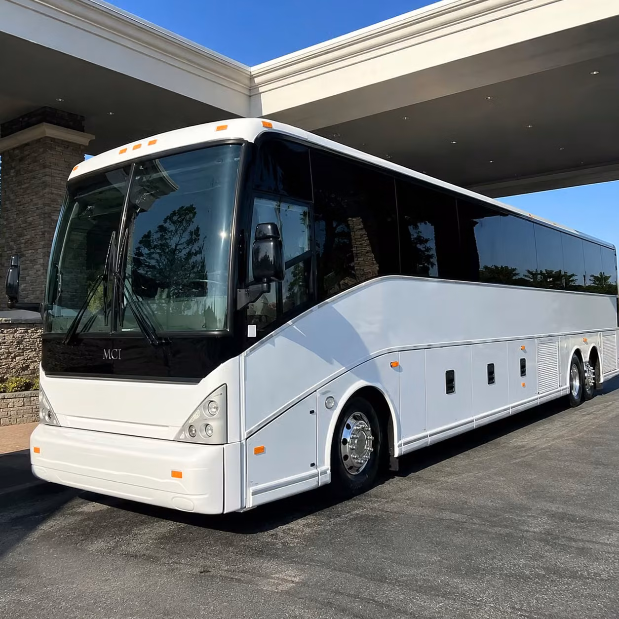 airport transfers and long distance employee transportation from visalia