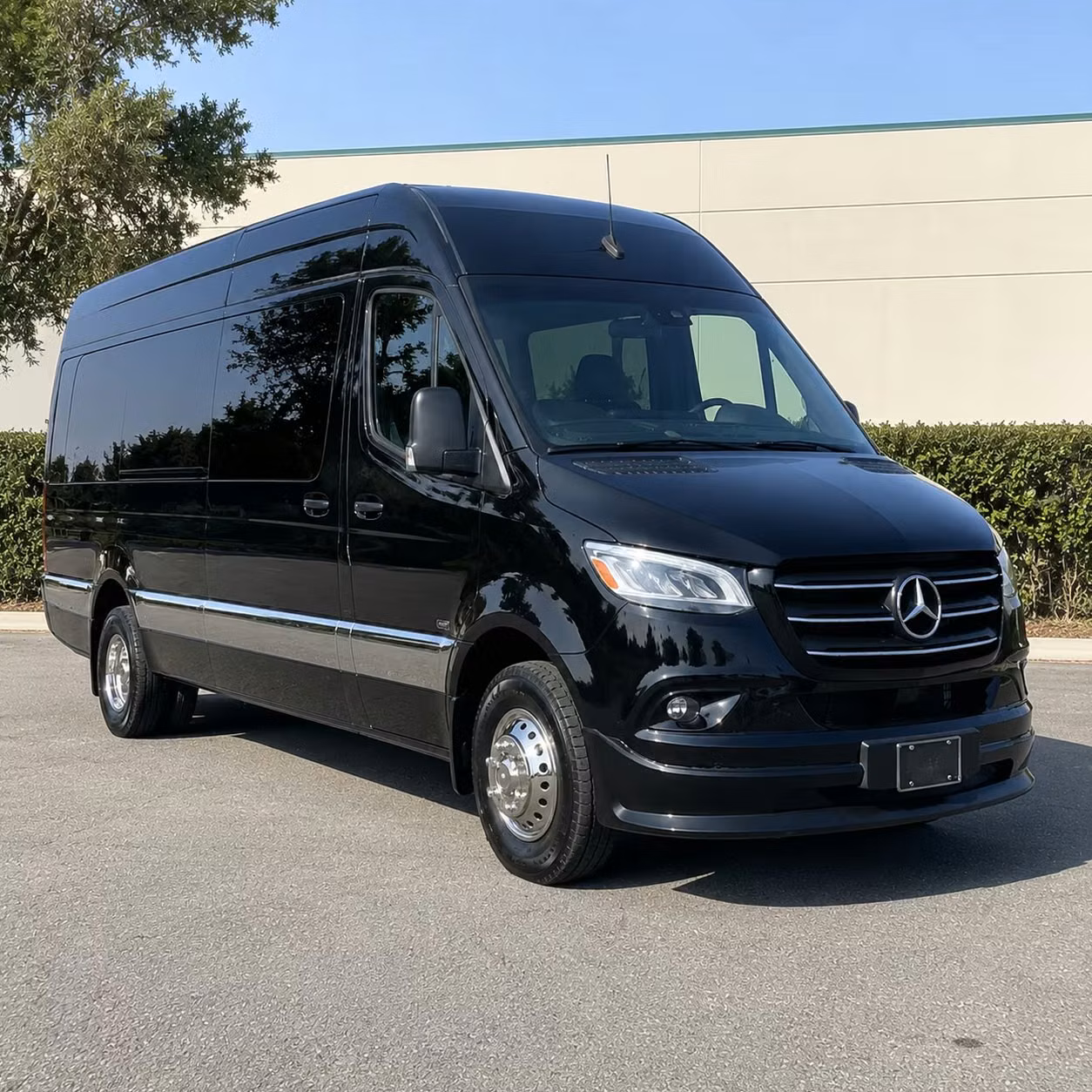visalia airport transportation